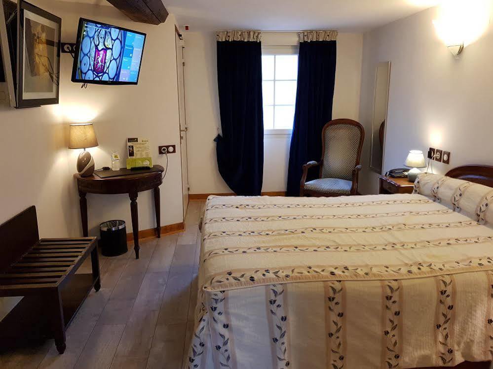 Hostellerie Du Grand Sully Exterior foto